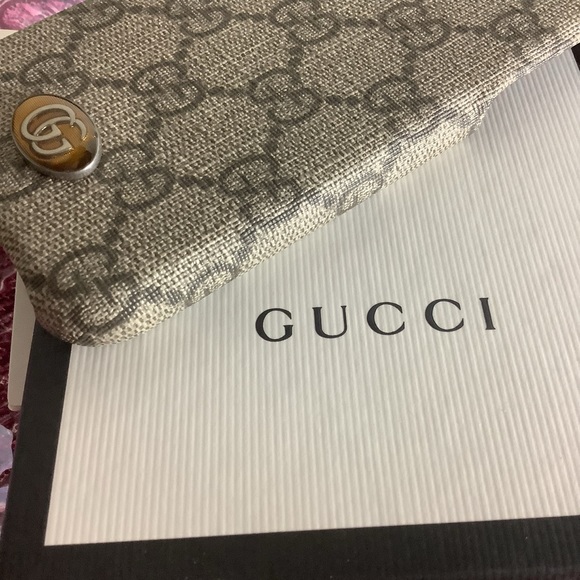 SOLD Gucci - GG Supreme - The Ophidia case for iPhone X and XS - Picture 4 of 7